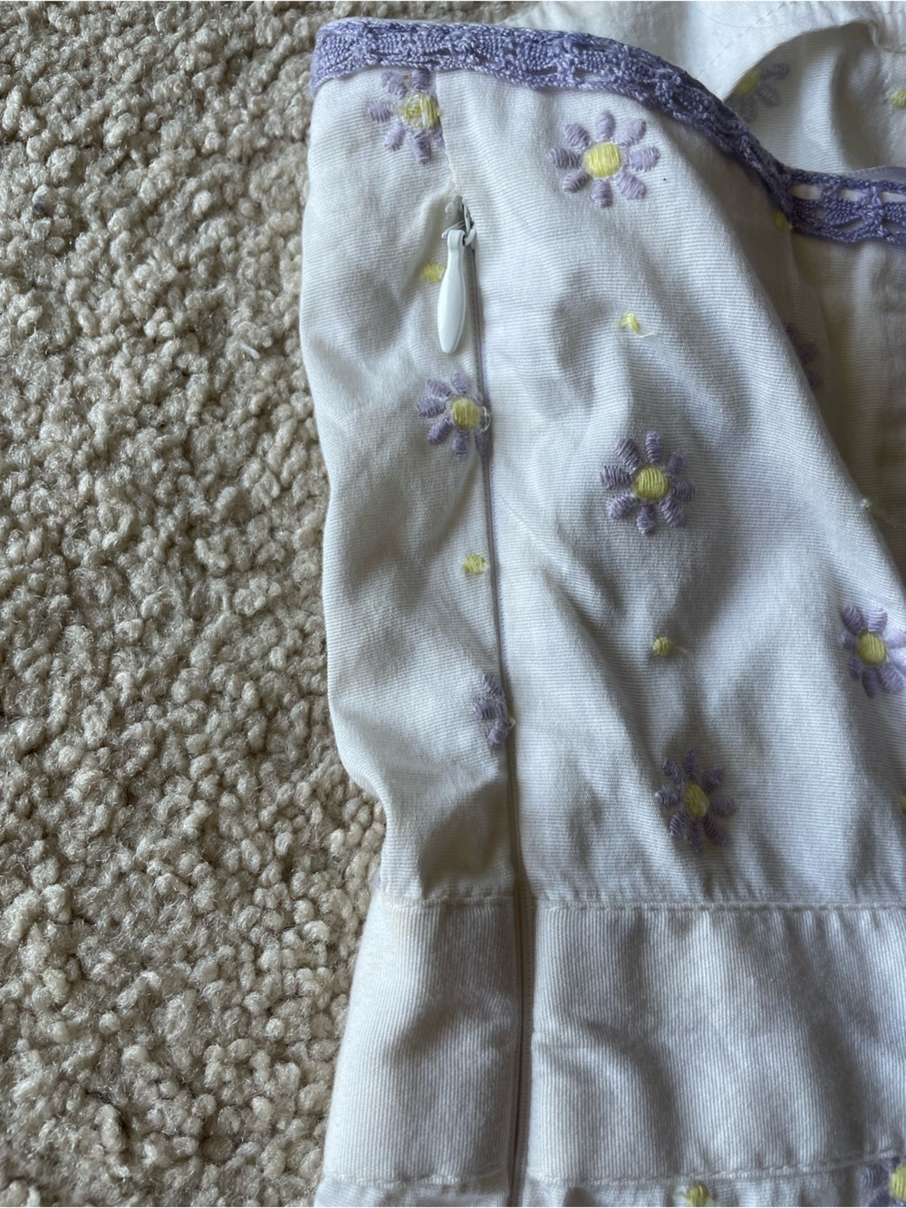 Odille White Halter Floral Peplum Tank Top with Lavender Trim - Picture 5 of 7
